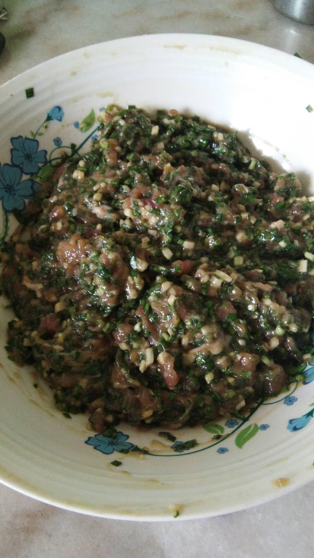 韭菜猪肉饺子(最简单最好吃又最多汁的饺子)