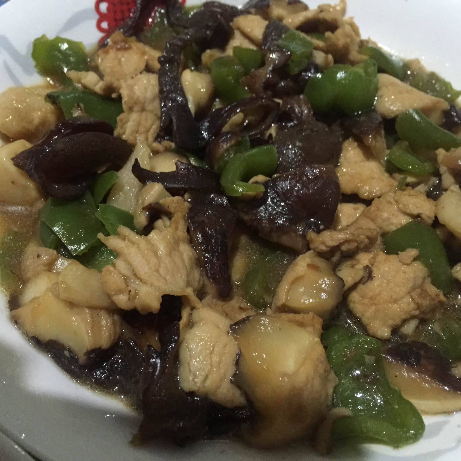 香菇炒肉，超级下饭哦