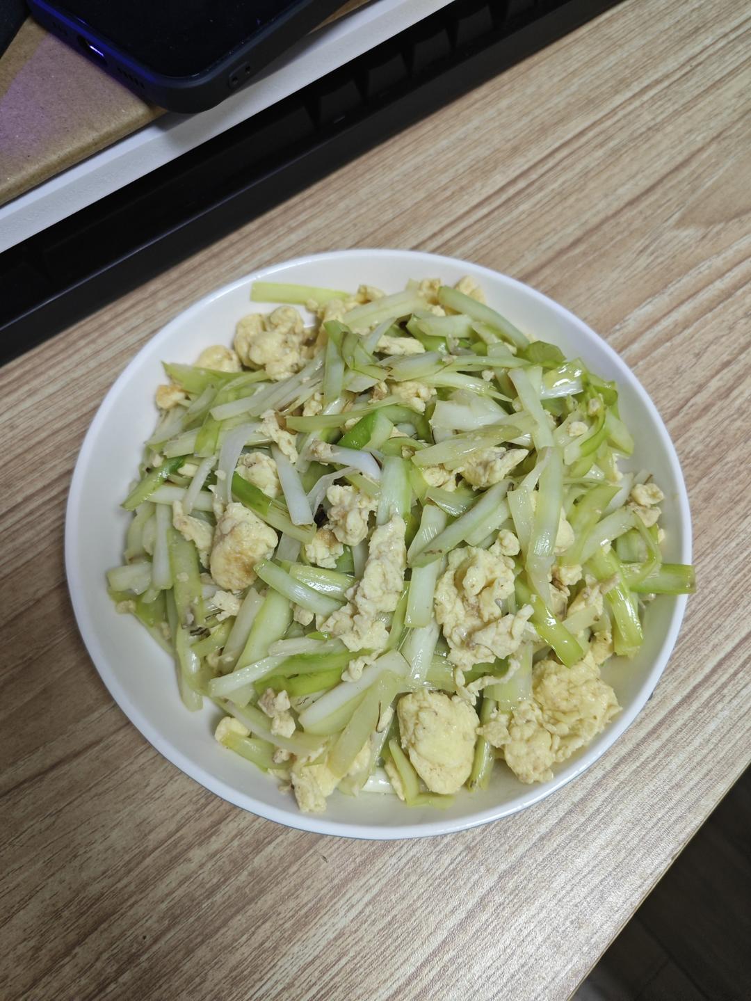 整个简单的韭黄炒蛋（手把手教学）