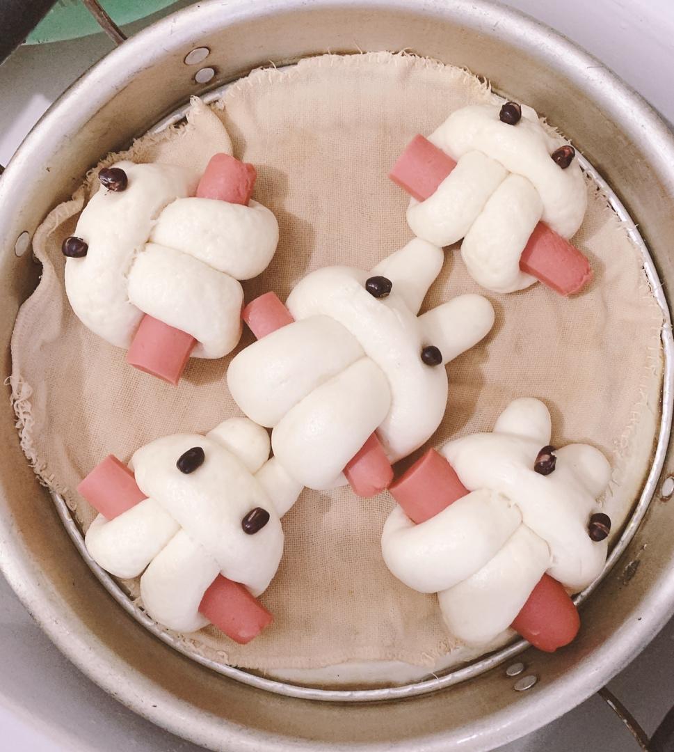 香肠兔子馒头卷