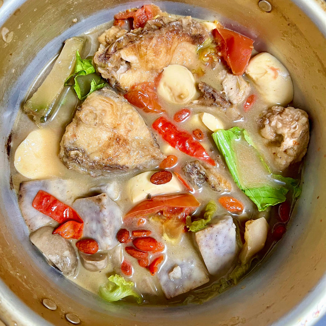 【生啫鱼头煲】鱼头烧的啫啫叫，广东第一煲！