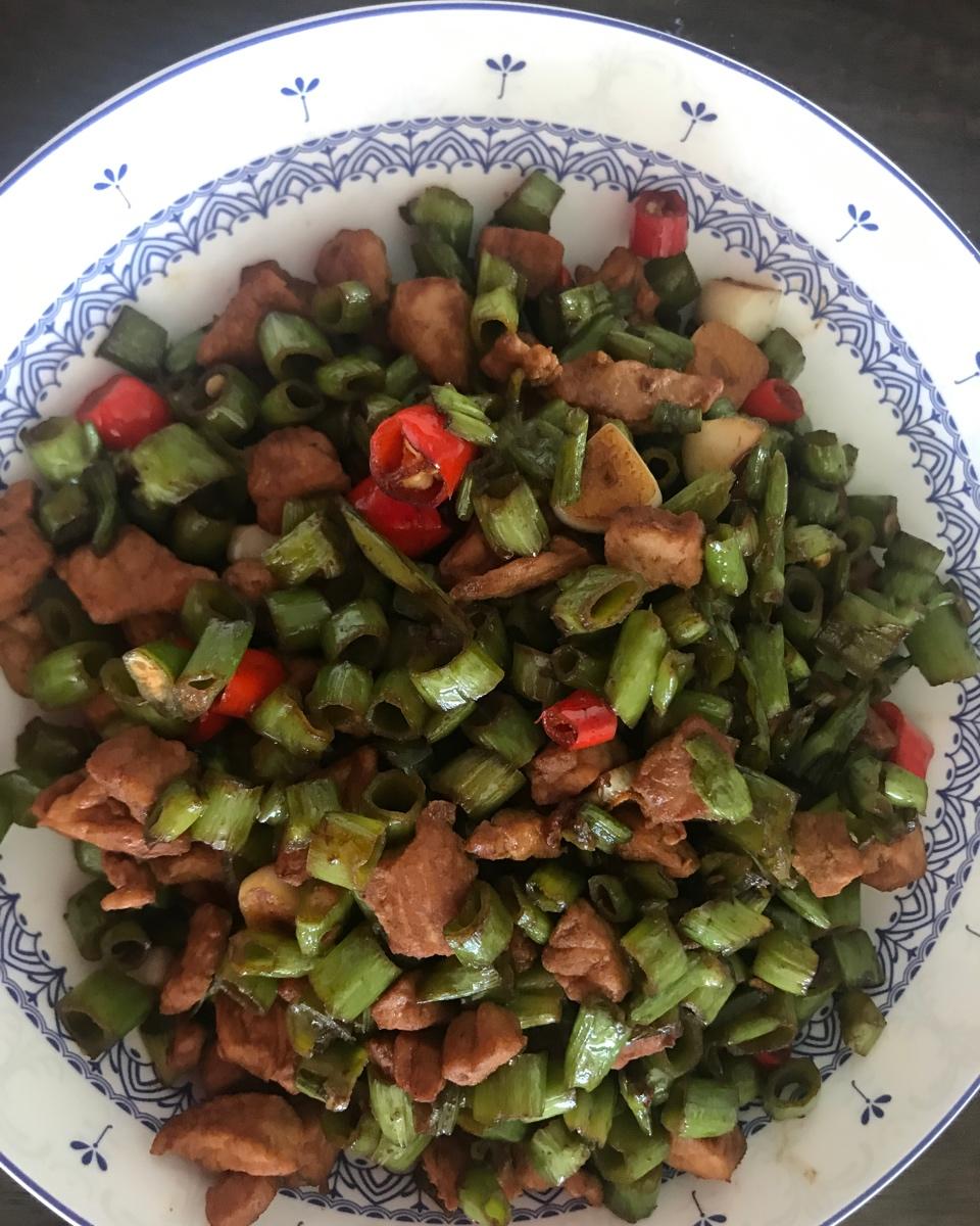 肉末空心菜