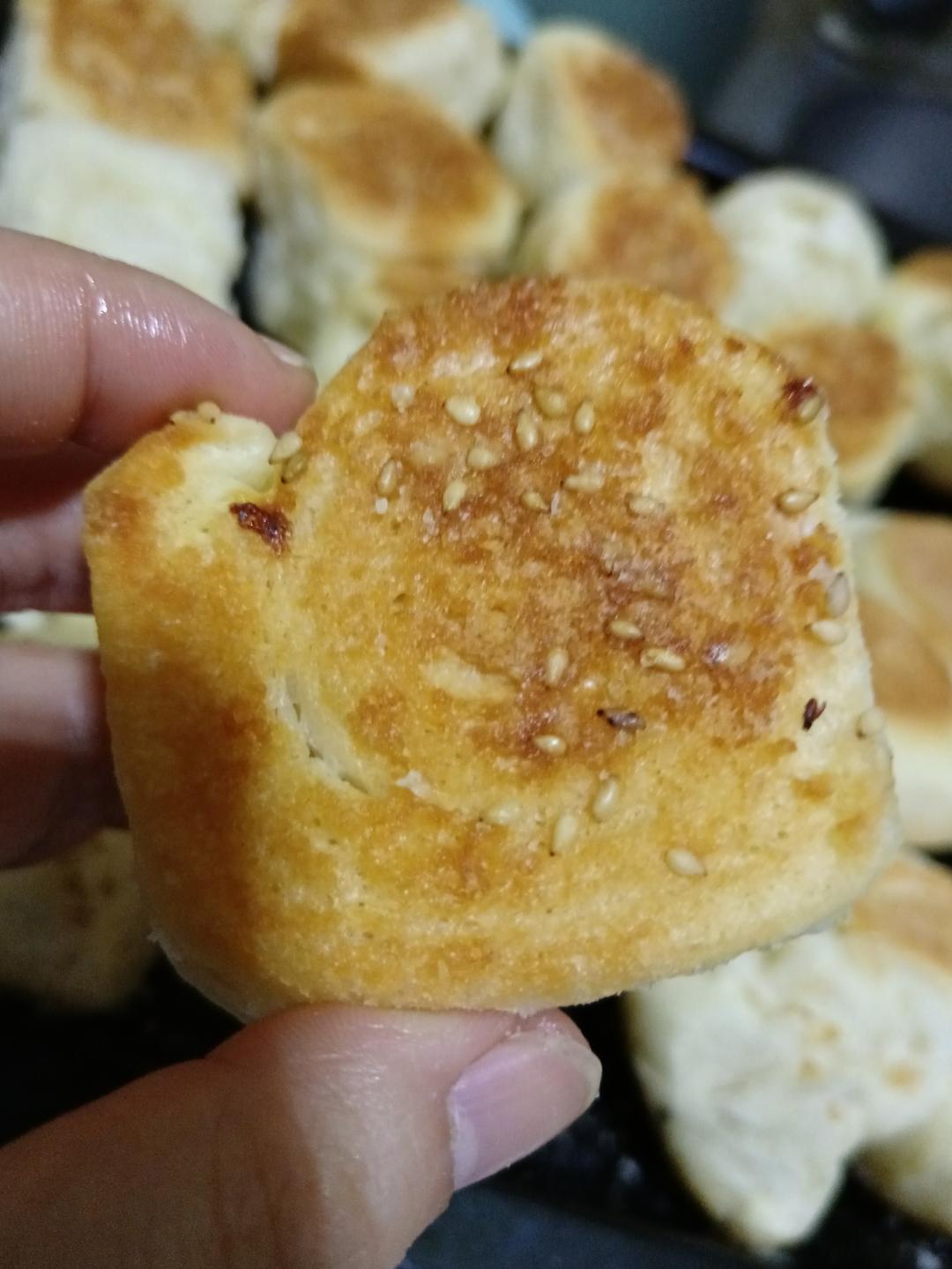 脆底蜂蜜小面包