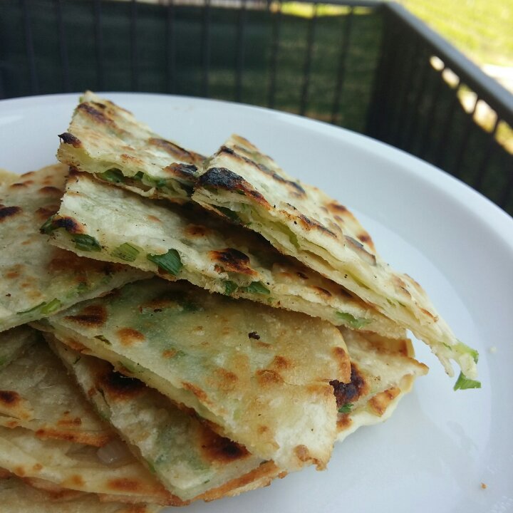 饺子皮葱油饼