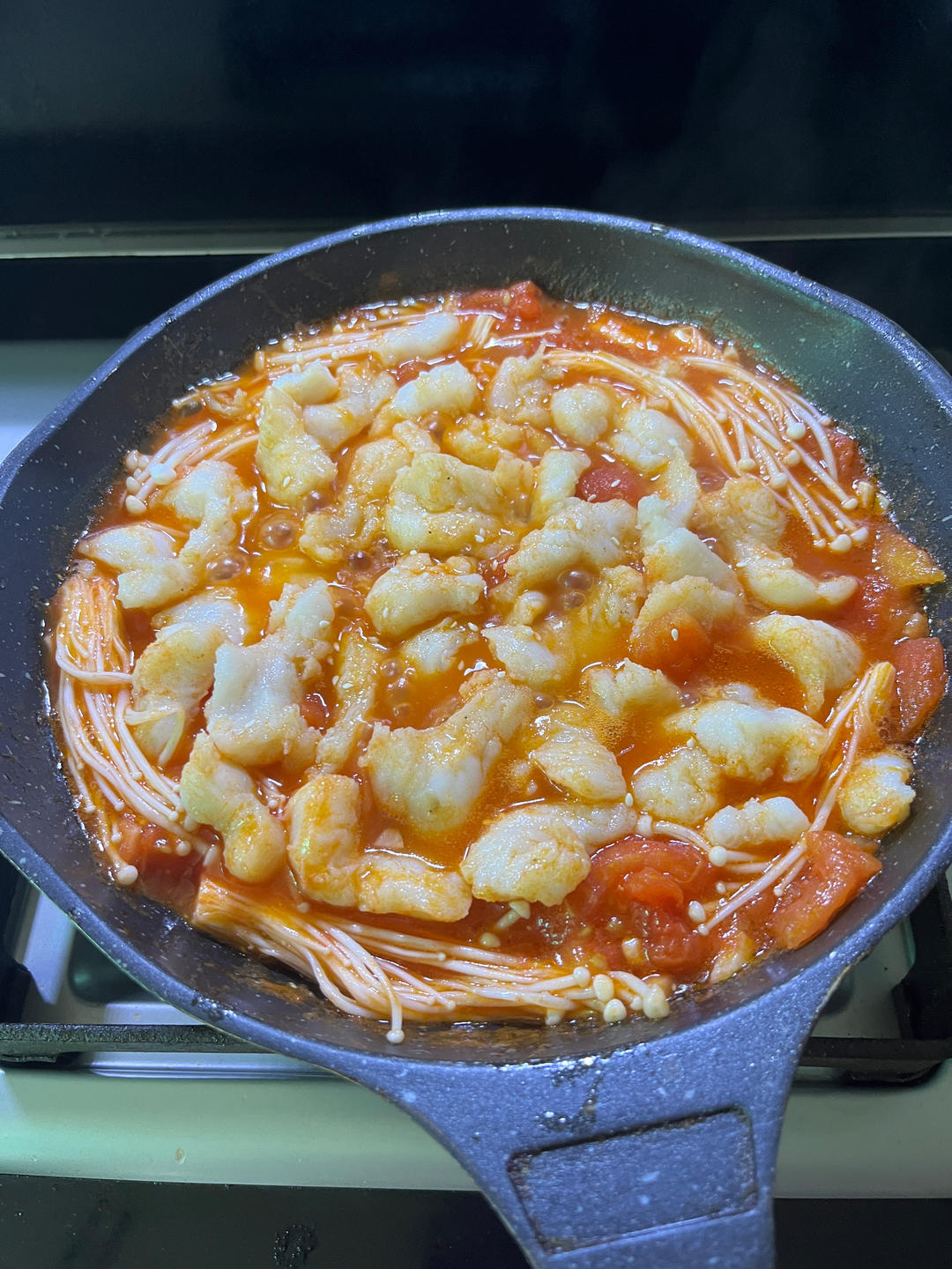 番茄鱼巴沙鱼（也可以用番茄龙利鱼），番茄酱汁超浓郁，营养又下饭！