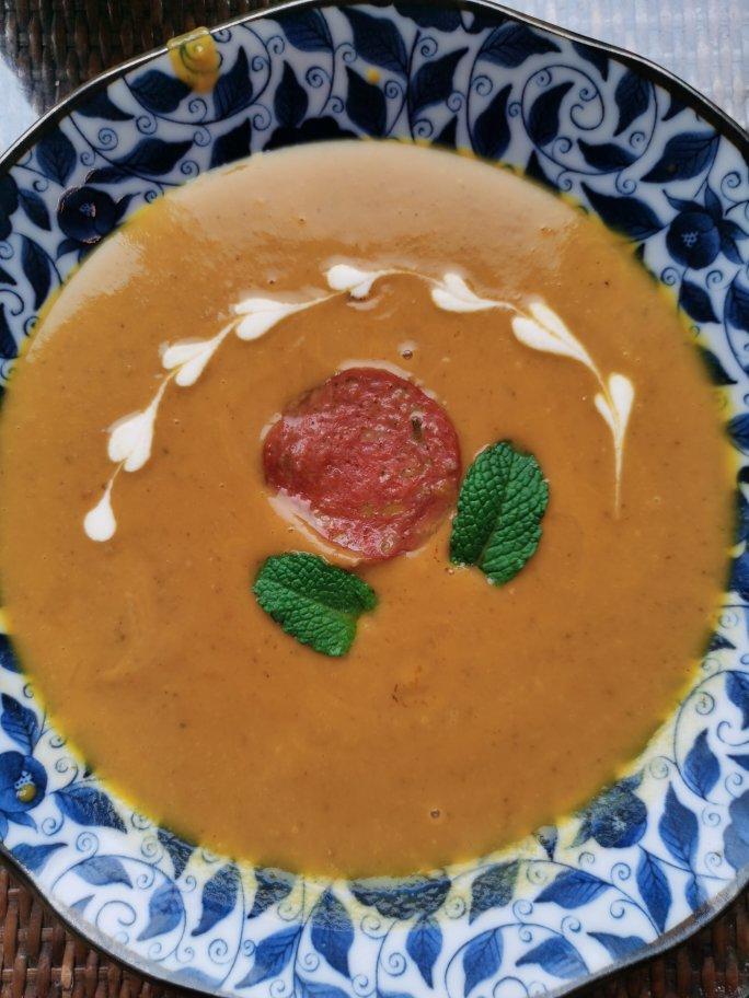 你是个成熟的南瓜了，该学会自己跳进锅里变成南瓜汤了