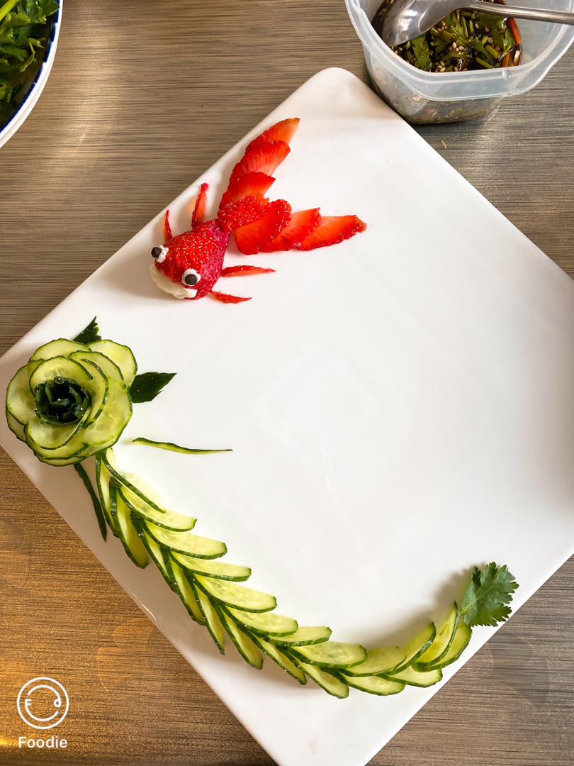 94黄瓜花卉造型92美食菜肴拼盘装饰92花式摆盘92凉拌黄瓜创意