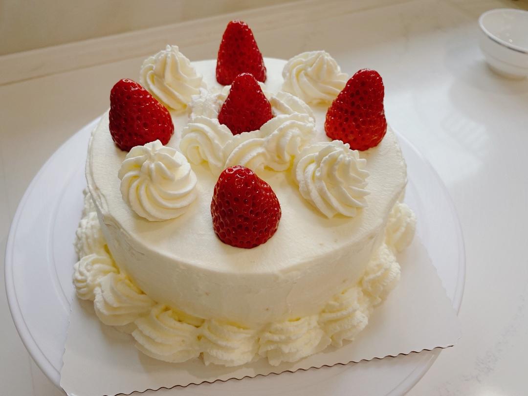 草莓蛋糕