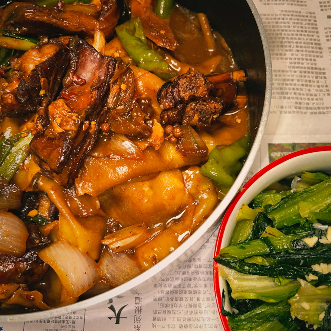秋膘菜·黄焖羊肉焖饼的做法