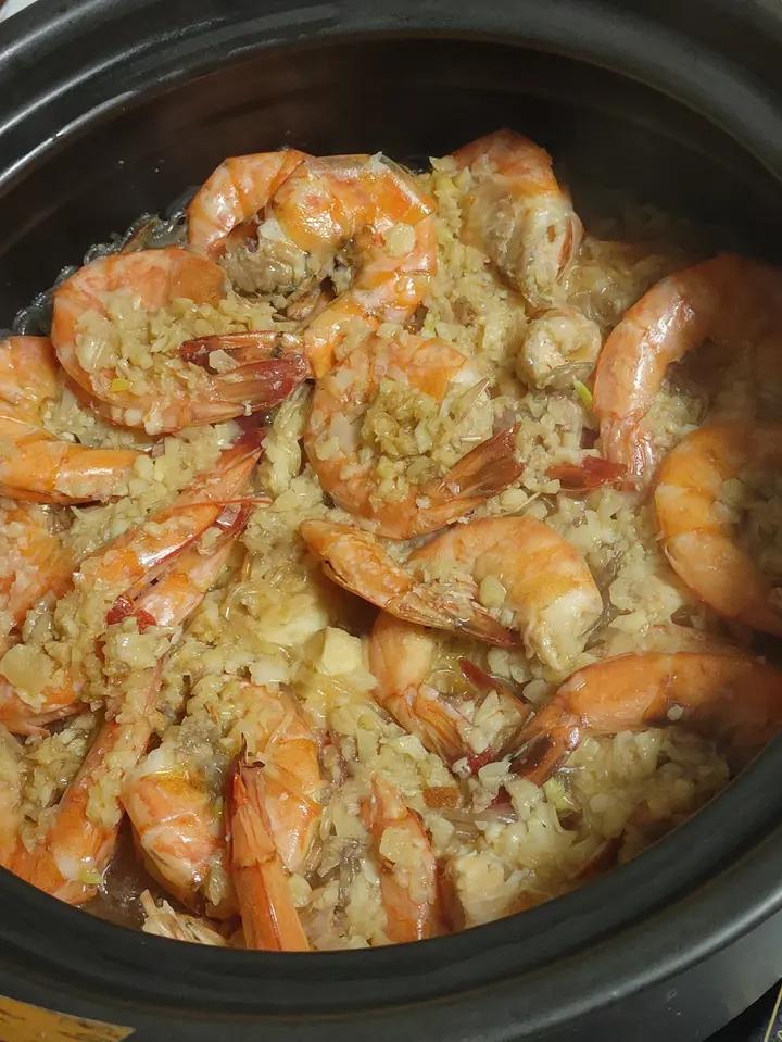 蒜蓉粉丝虾煲