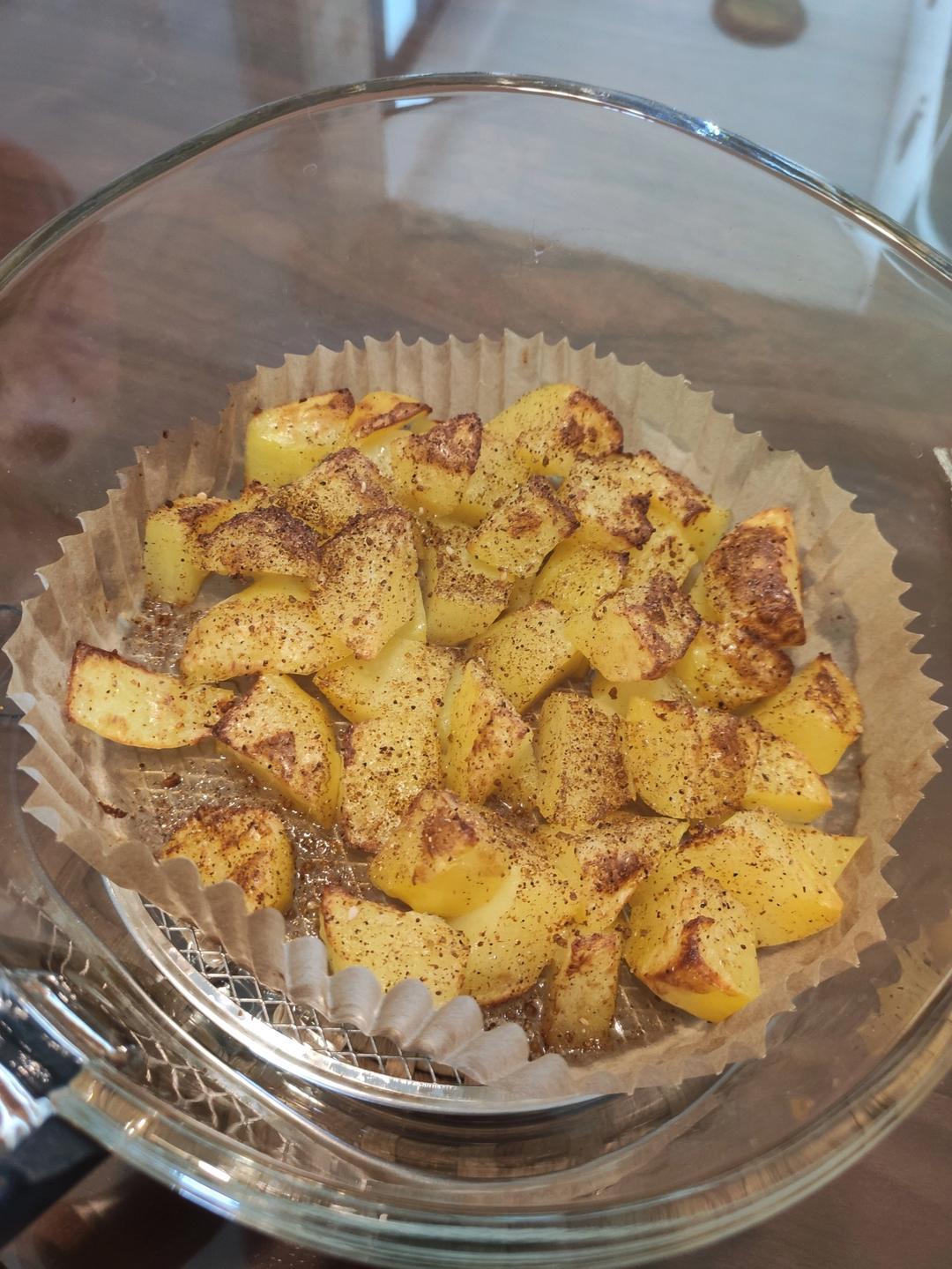 空气炸锅少油香酥椒盐土豆 秒光盘