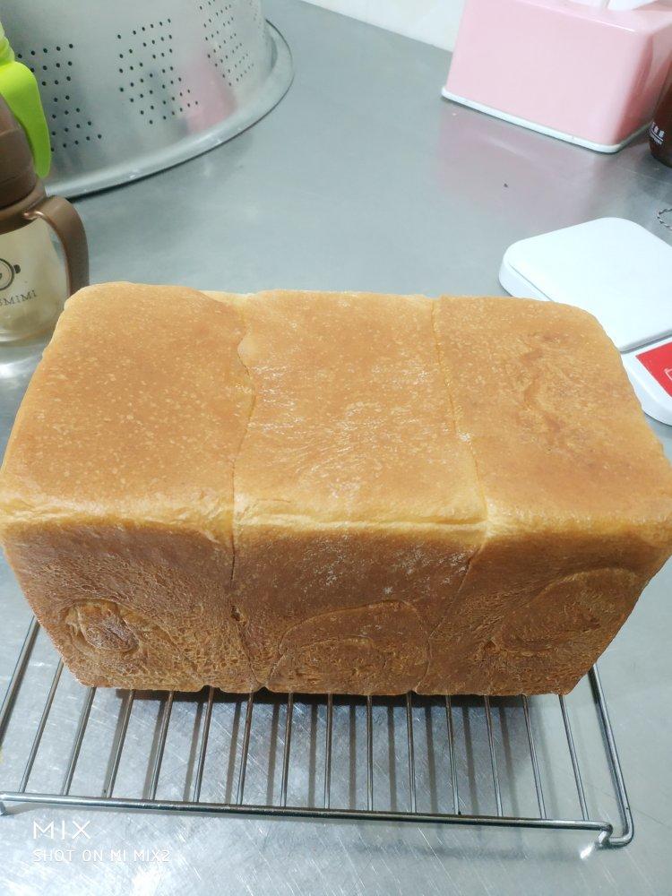 自留手揉吐司面包
