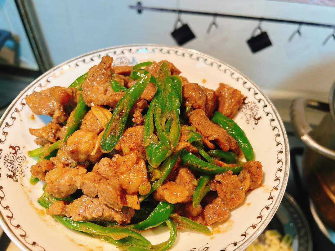 杭椒牛柳黑椒牛柳 终于找到炒出嫩牛肉的办法了 肉片肉丝都适用