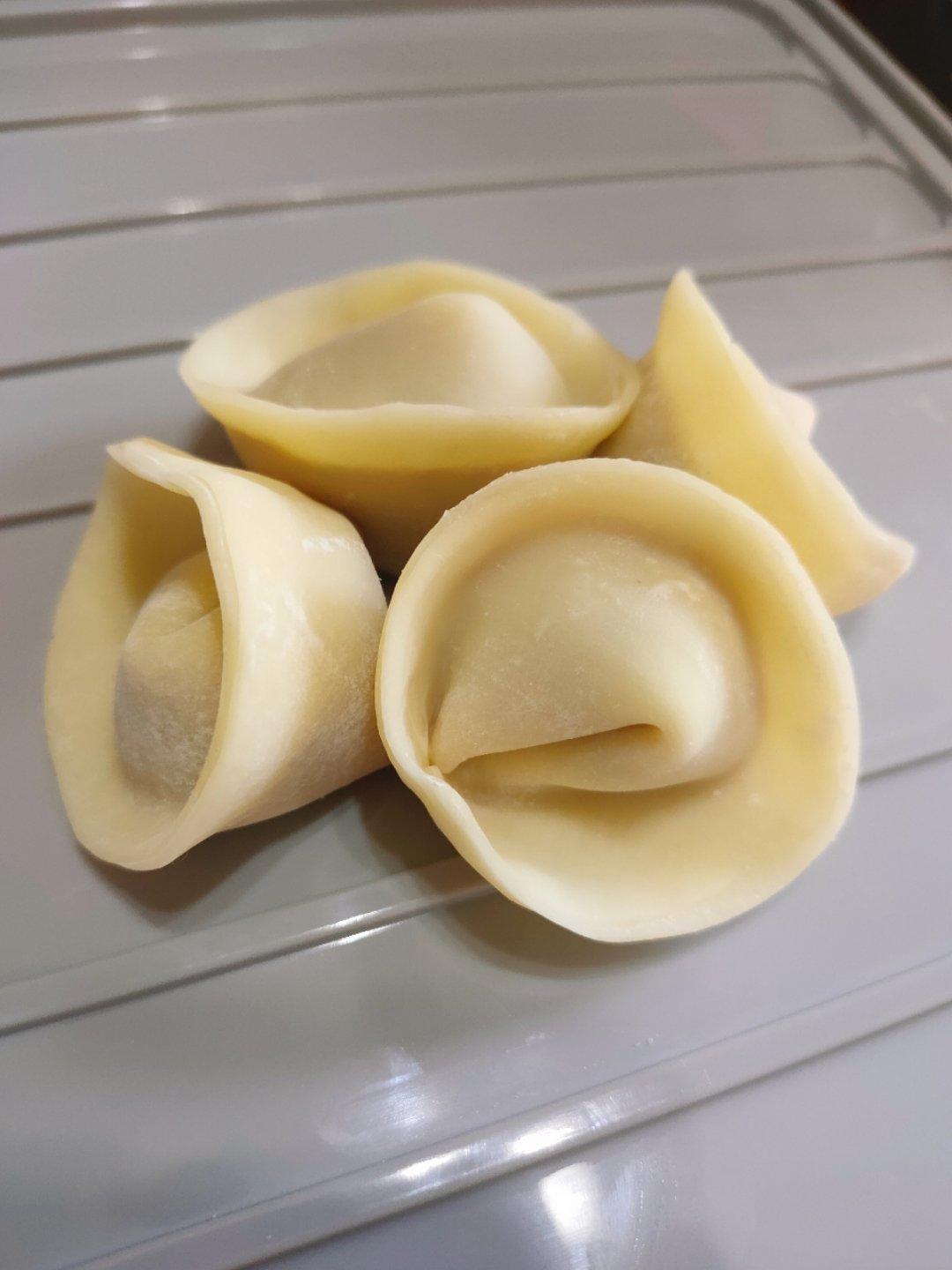 荠菜元宝水饺
