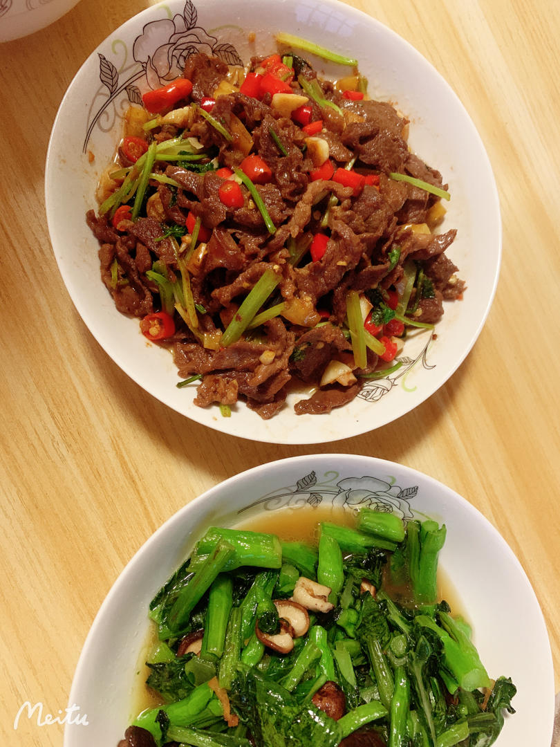 小炒黄牛肉，肉嫩味香！太好吃了简直是米饭杀手！