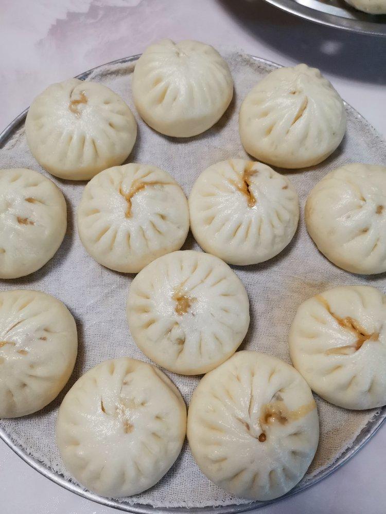 飙汁大肉包