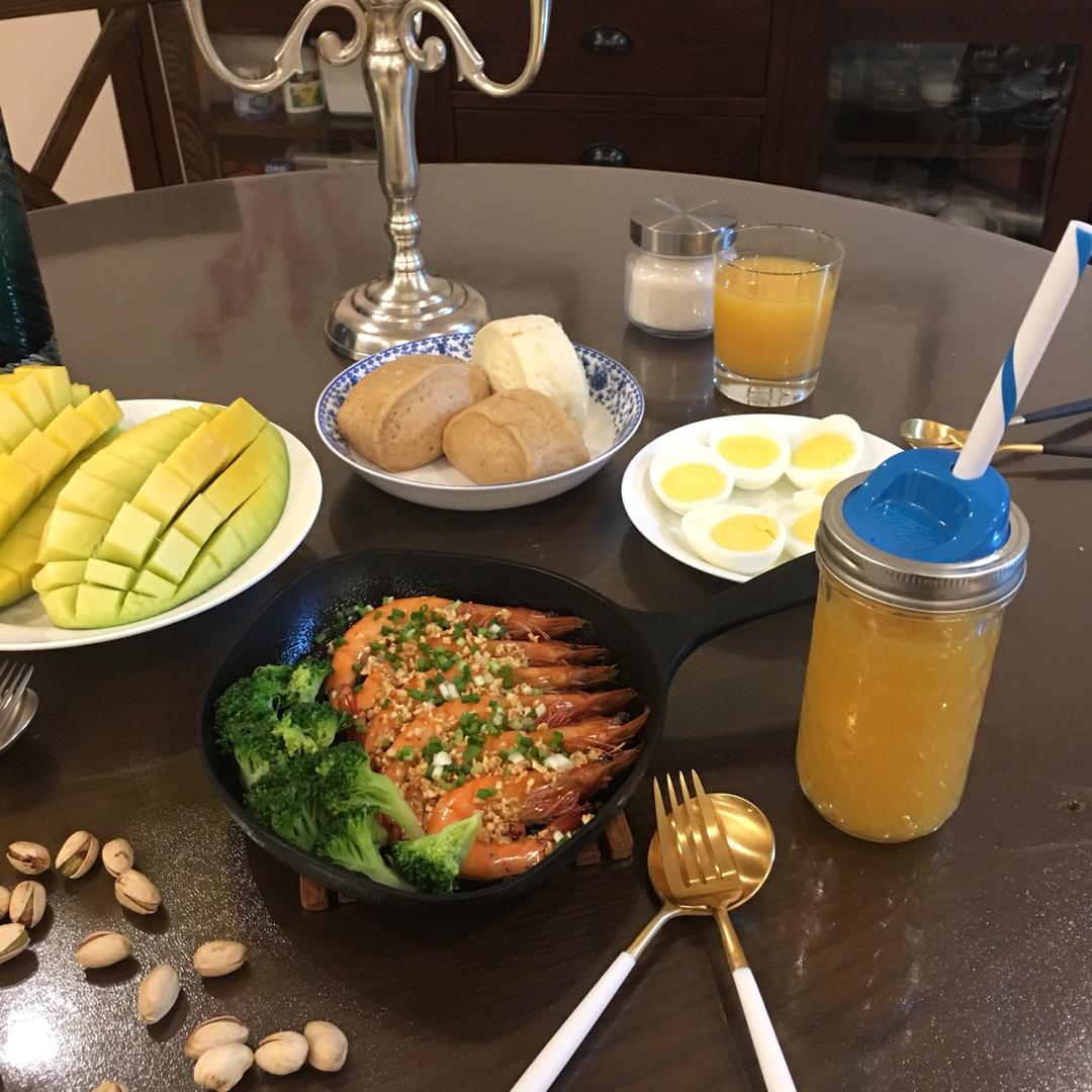 蒜蓉烤大虾