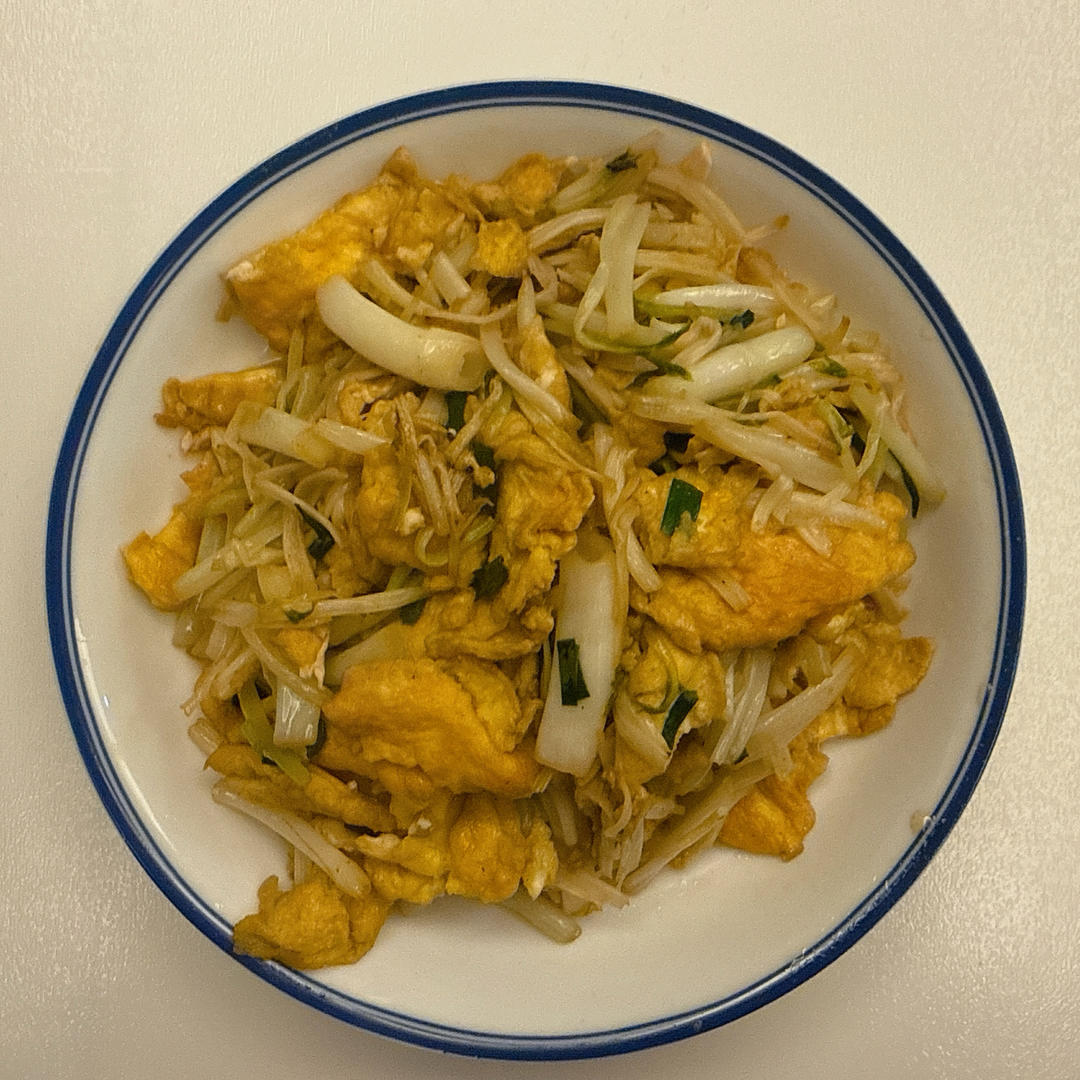 芹菜炒鸡蛋