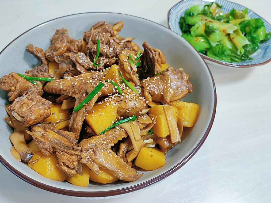 一锅出4汤（有点瓦罐煨汤的感觉）