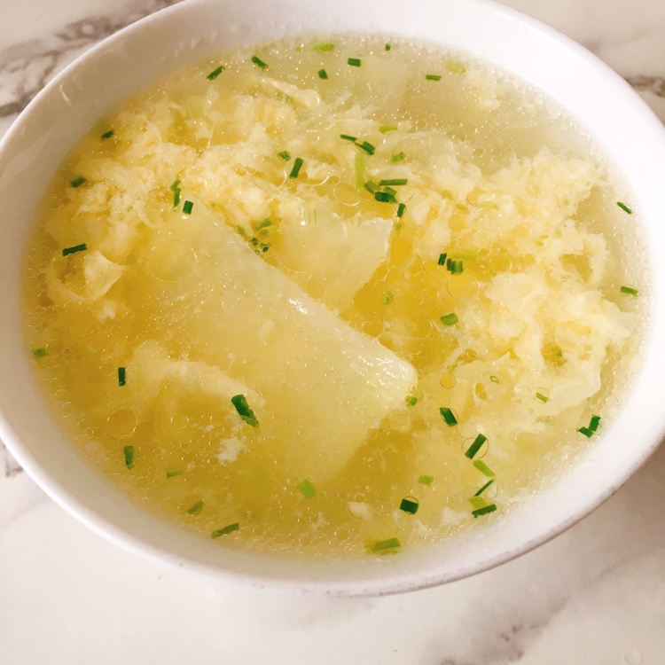 美味又简单易做的土豆片鸡蛋汤