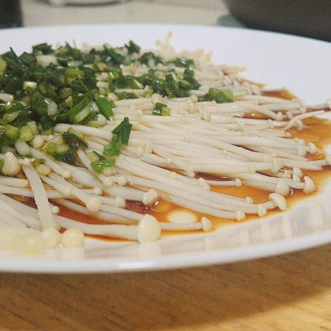 葱油蒸金针菇