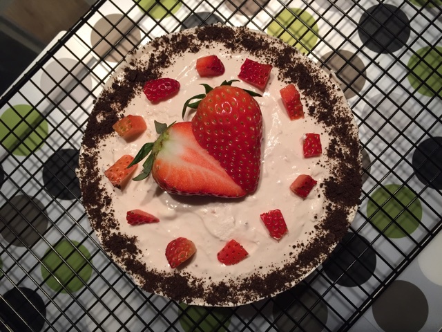 《Tinrry下午茶》教你做草莓芝士慕斯（6寸配方）