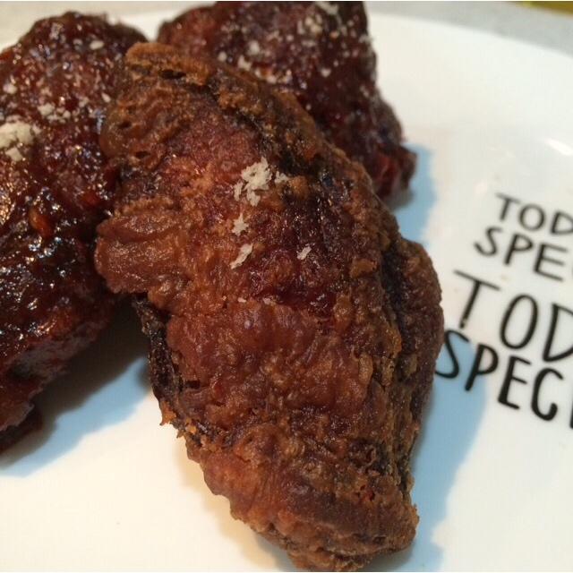 韩式炸鸡配啤酒（内含两种酱汁做法）