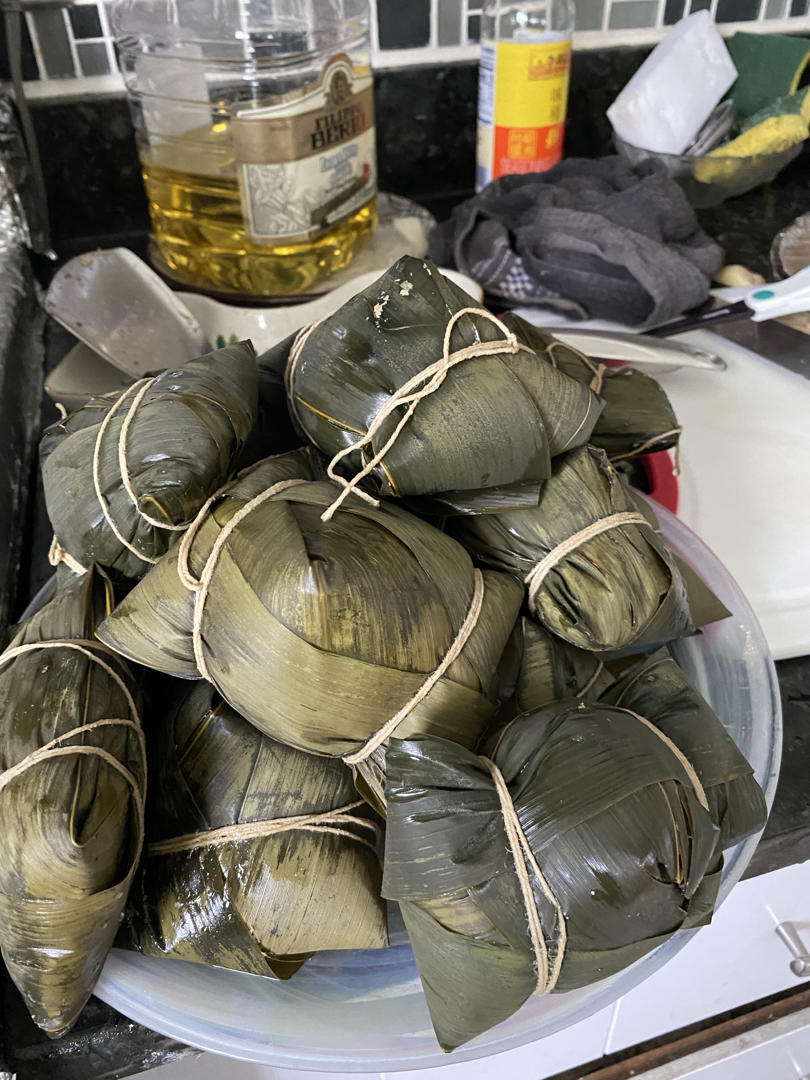 手把手教你包广式咸肉粽