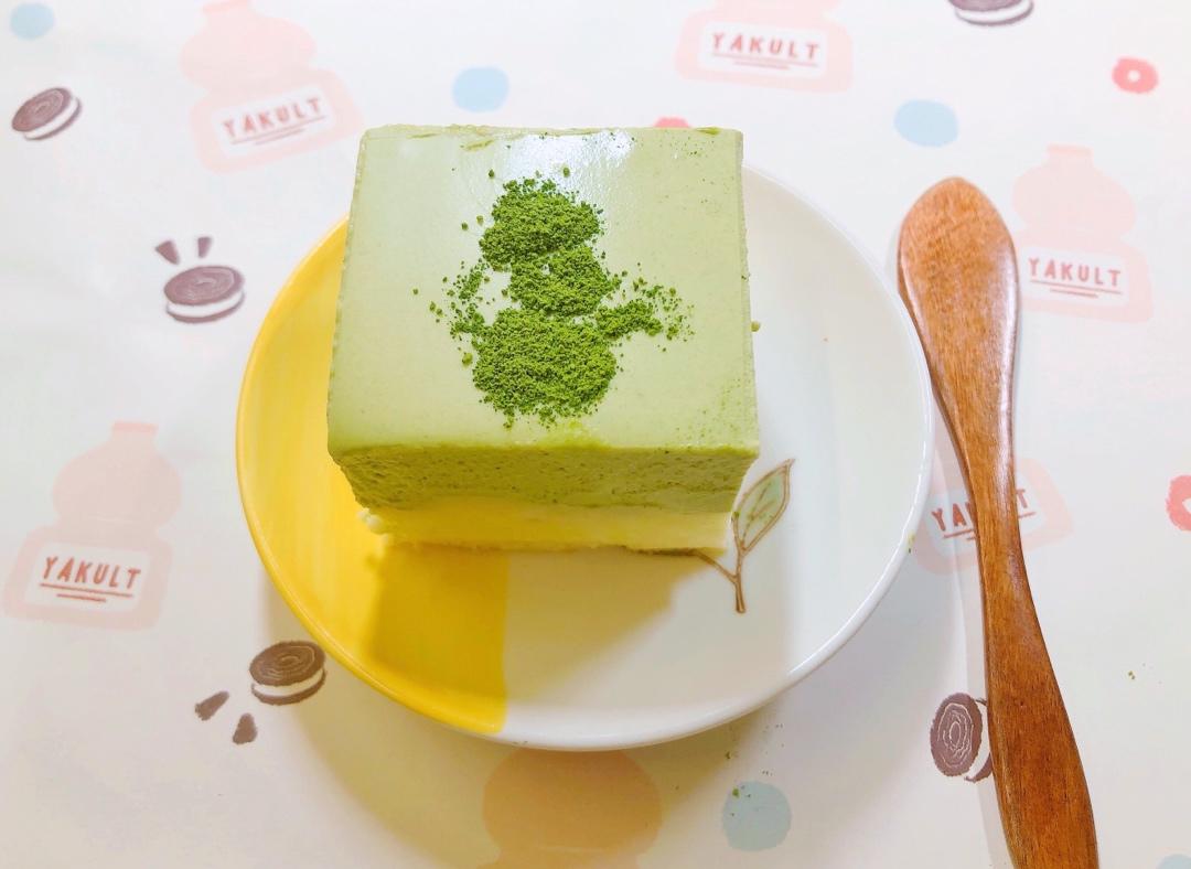 鲜柠抹茶慕斯蛋糕