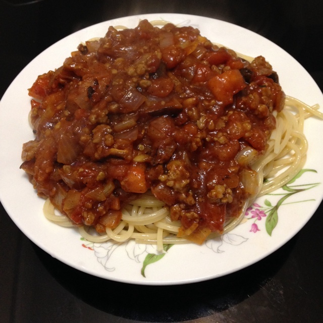 蕃茄蘑菇肉酱意大利面
