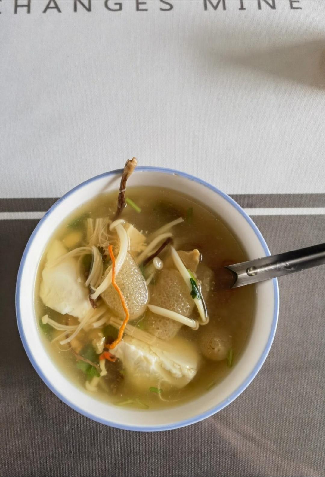 纯素菌汤