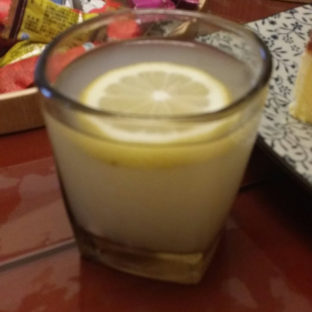 柠檬薏米水