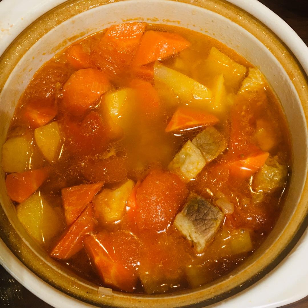 【番茄土豆炖牛腩】