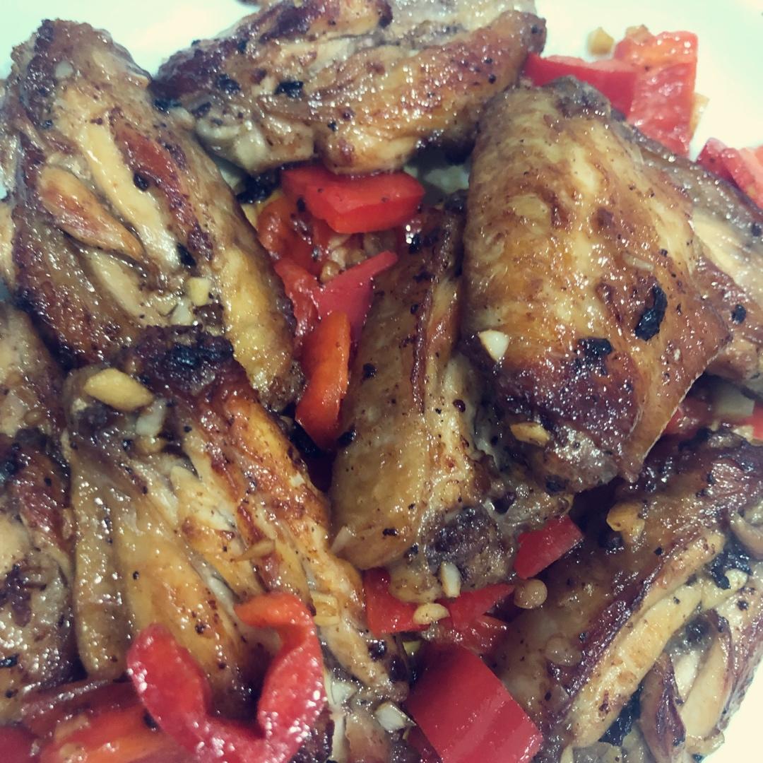 蒜香鸡翅，这才是鸡翅最好吃的做法