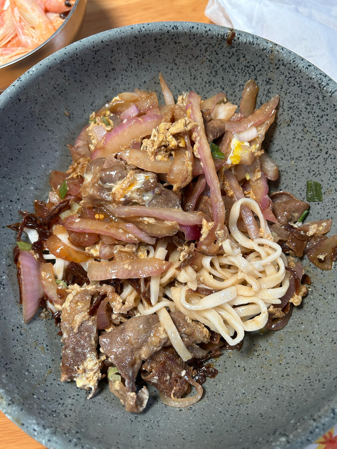 洋葱滑蛋肥牛卷/饭。一个人也要好好吃饭