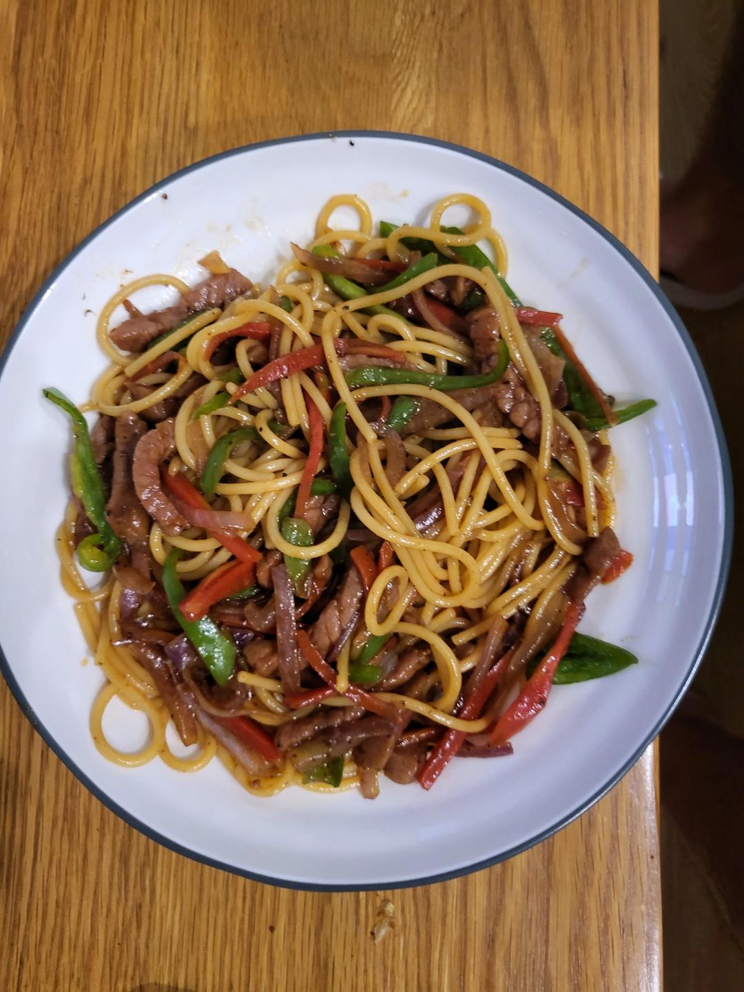 比餐厅好吃的黑椒牛柳意面🍝零失败简单教程