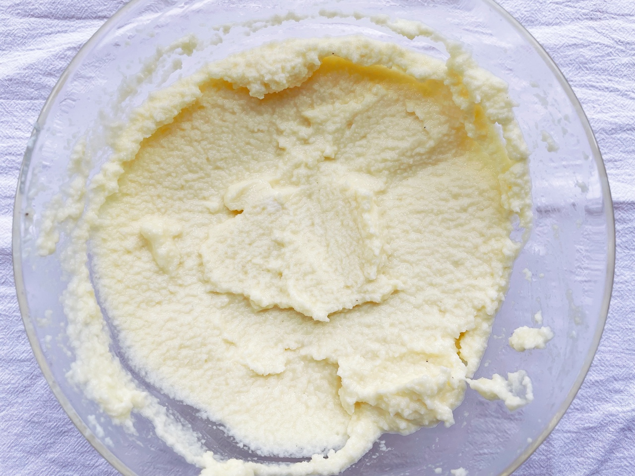 减脂甜品💚可可椰蓉双拼磅蛋糕的做法 步骤3