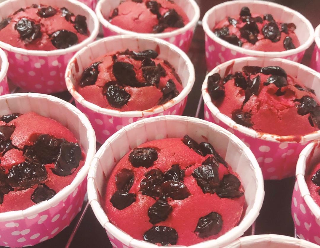 红丝绒马芬蛋糕