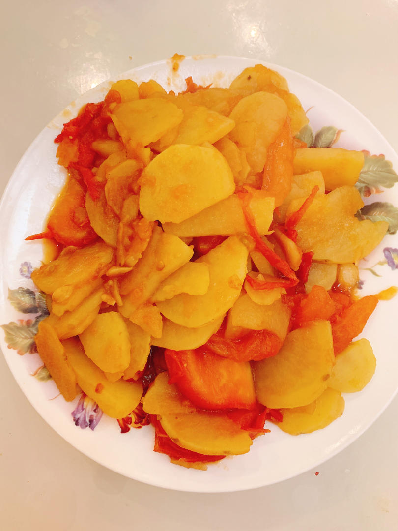 阿土白白做的西红柿炒土豆