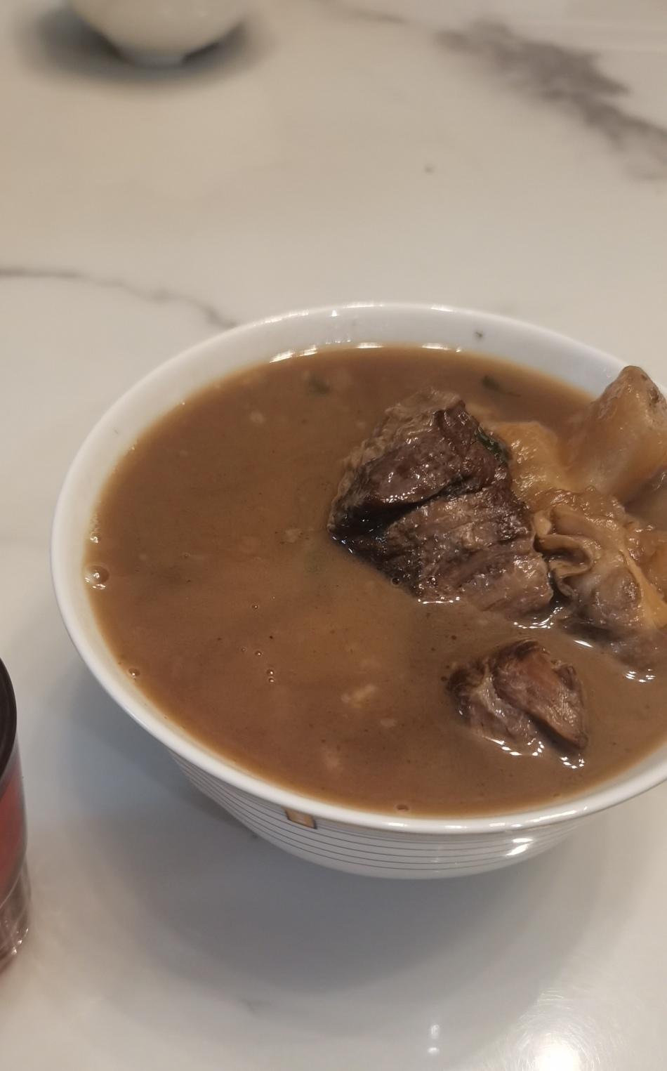 炖牛排骨