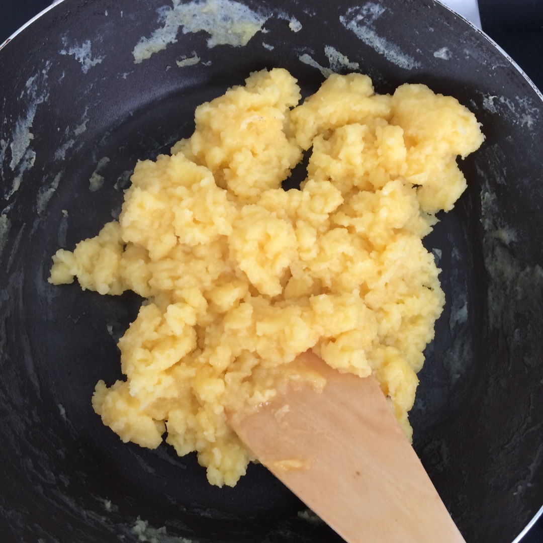 奶黄馅儿和奶黄包