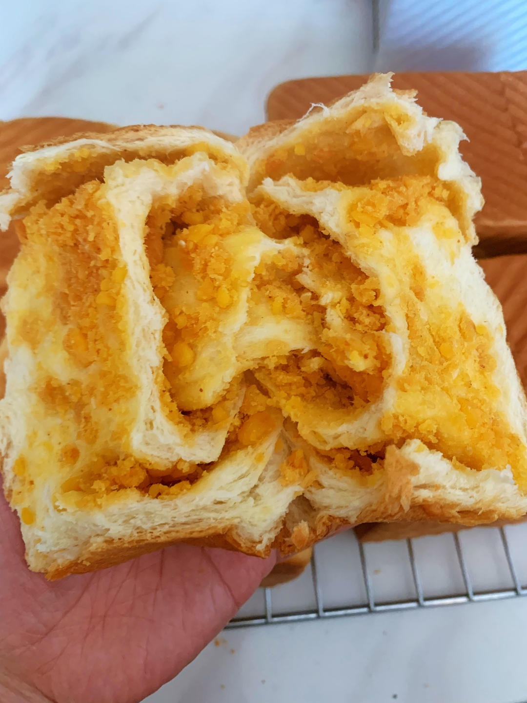 吐司，奶香手撕面包，超级香浓