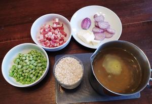 意式豌豆三层肉焗饭的做法 步骤1