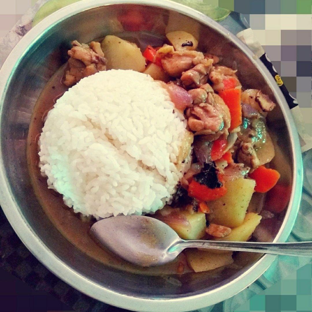 咖喱鸡肉饭