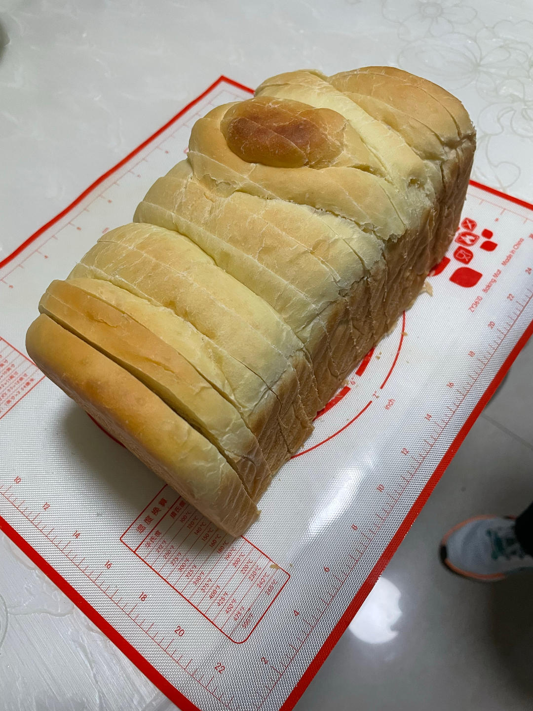 金砖面包－－一个很成功的手撕起酥面包配方