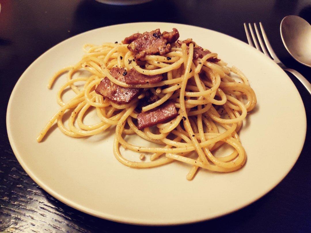 奶油培根意大利面（spaghetti）