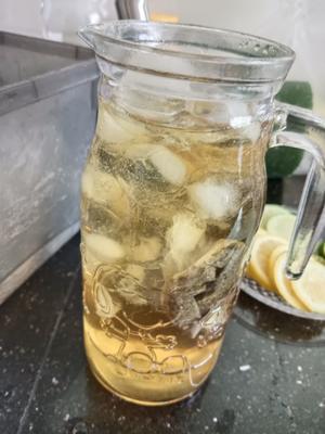 自制金桔柠檬茶（茉莉花茶底）的做法 步骤2