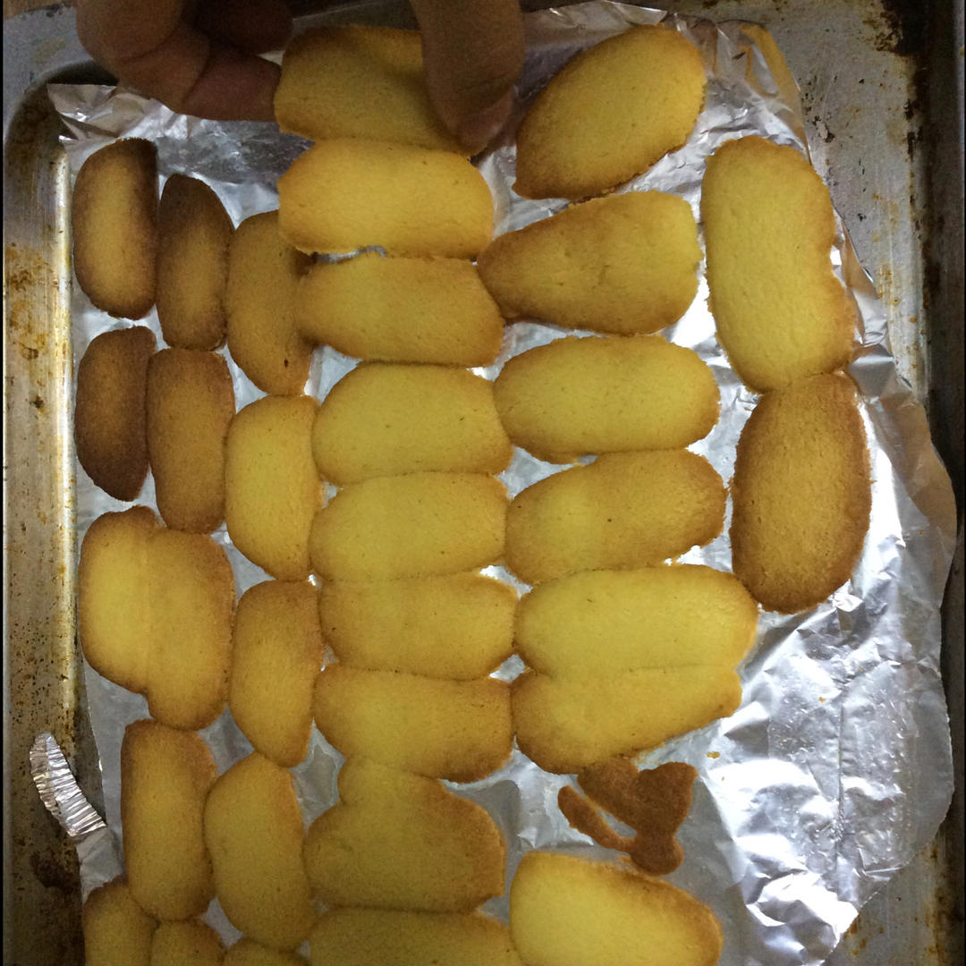 极简风炼奶小饼干