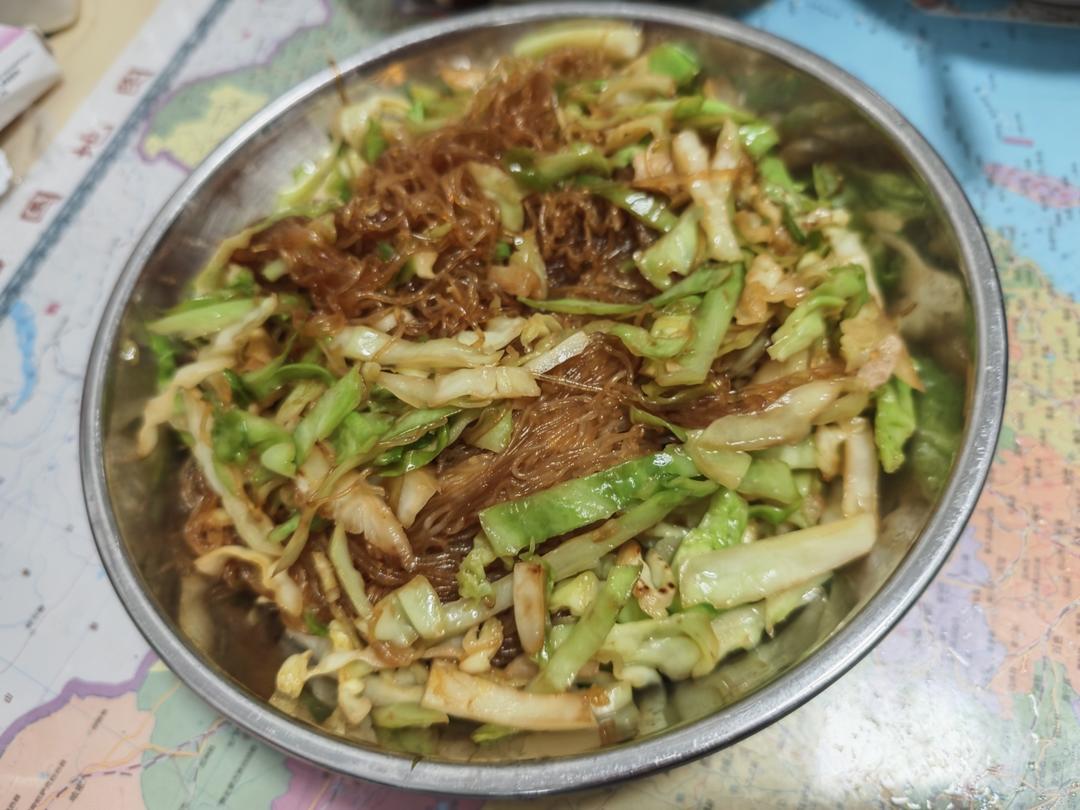 卷心菜炒粉丝 Glass noodles with Cabbage