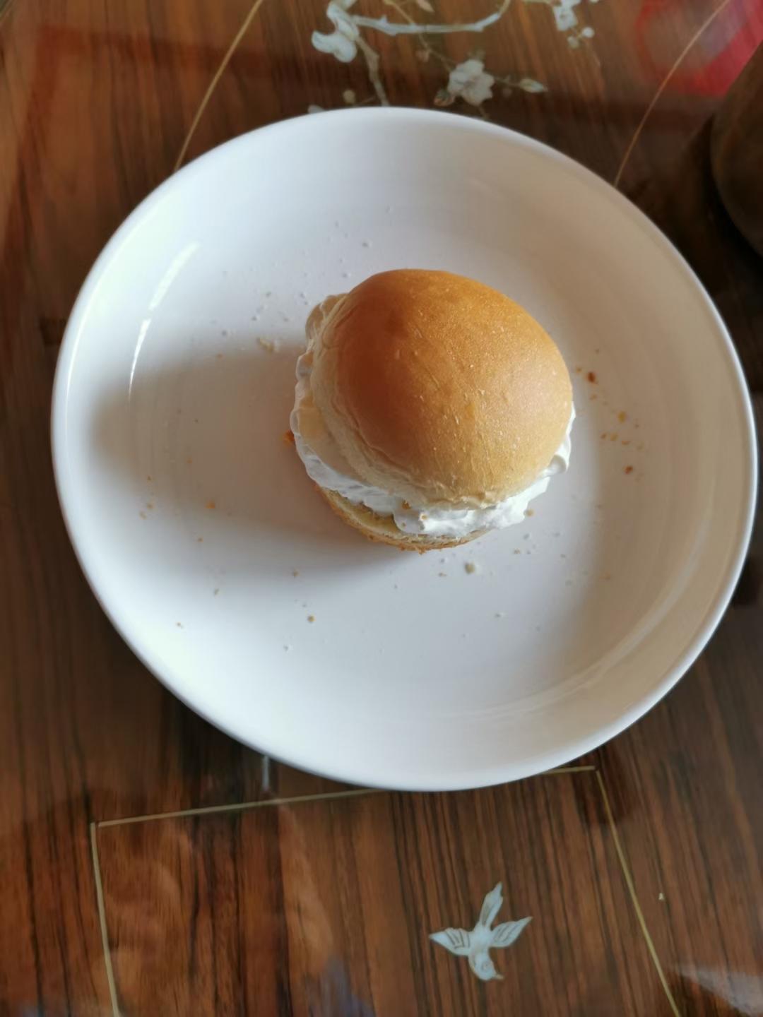 可可酥粒软欧包